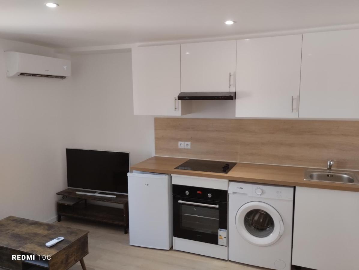 Apartamento La Chrysalide La Crau Exterior foto