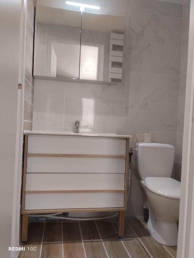 Apartamento La Chrysalide La Crau Exterior foto